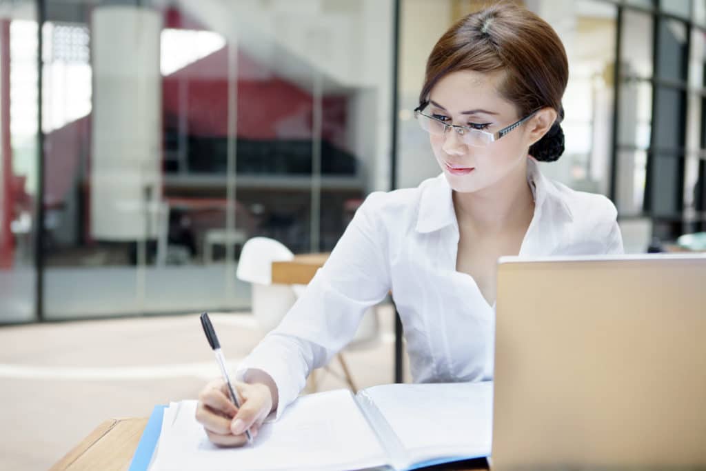 What does an asbestos air testing report contain?
